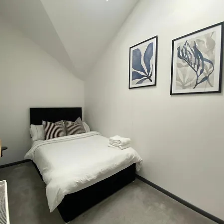 Holiday home Stunning Modern 3br House, Free Parking & Garden