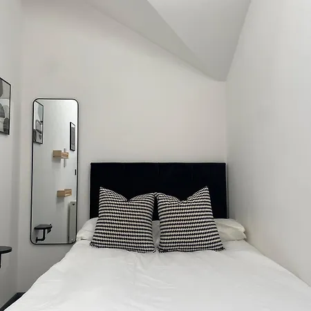 Stunning Modern 3br House, Free Parking & Garden Holiday home Leeds (West Yorkshire)