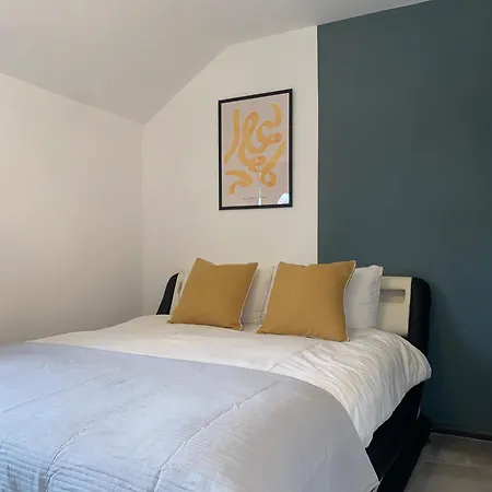 Stunning Modern 3br House, Free Parking & Garden